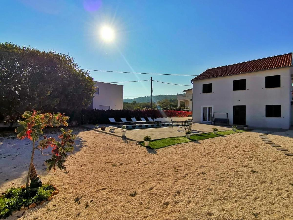Holiday Home Nino With Amazing Swimming Pool Slatine Eksteriør bilde